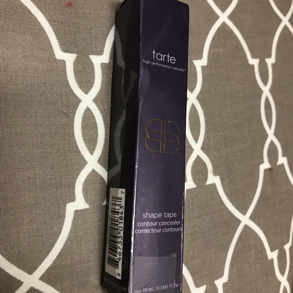 Tarte concealer (fair beige) - Picture 1 of 2